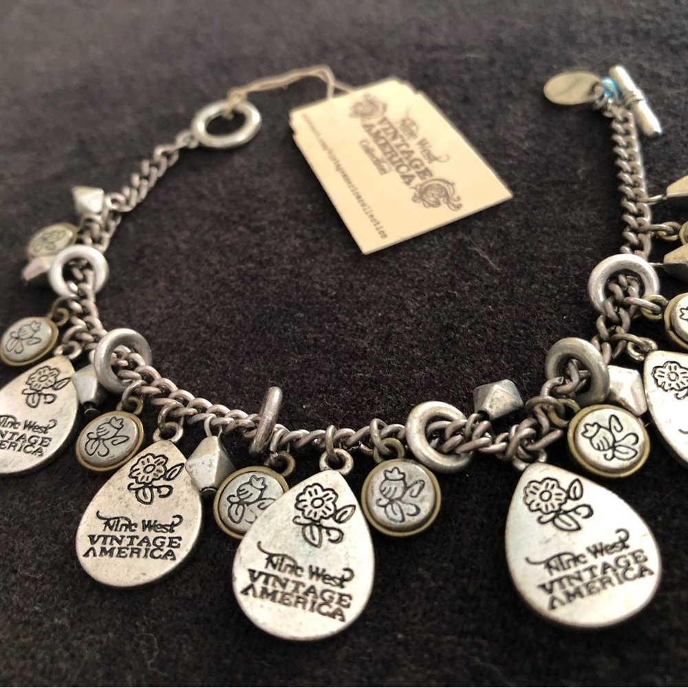 Vintage America Charm Bracelet